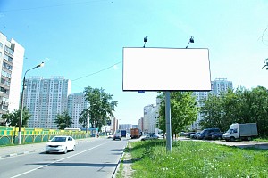 Чем отличается билборд от рекламных щитов?