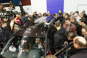 Киевским автосалонам скоро будет нечем торговать