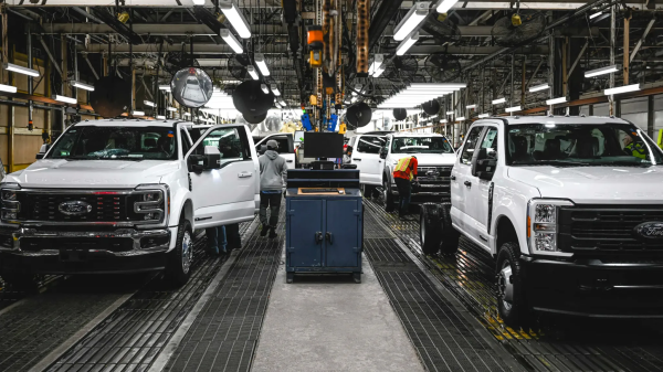 Ford ����� ��������� � GM �� �������� �� ��������� ��� ����� ���: TDS