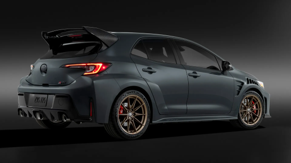 Toyota GRMN Corolla �� 64 360 �������� � ����� ������� ���-����, ������� �� ������ ������