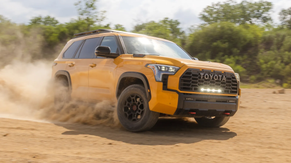 Toyota ��������� ������ ����� � ����� ������ ������� TRD Pro
