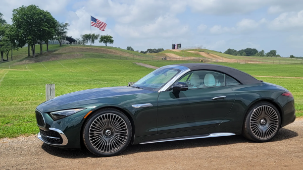 2026 Mercedes-Maybach SL680 �����: ��� �������, ��� ������ ��������