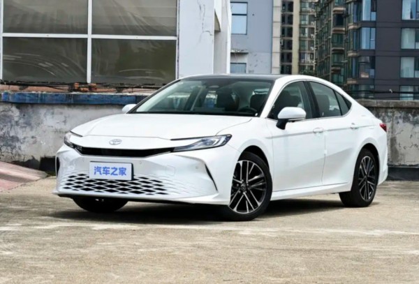 ������� $26 000: ��������� ����� Toyota Camry ��������