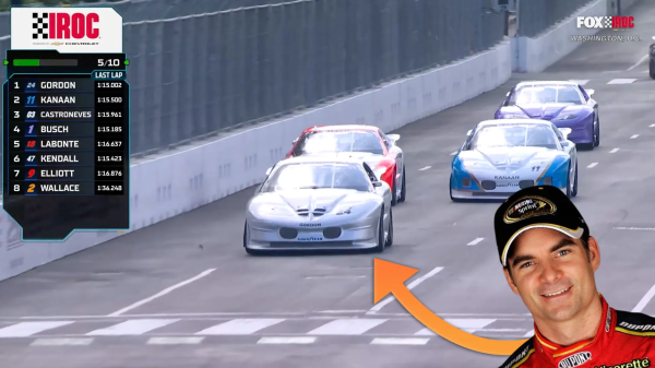 ����� ������ � ���� ������� ����������� � ������ �� IROC Pontiacs � ������ �������� � �������� ��������. ��� ����?