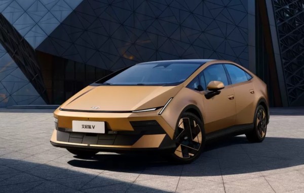 ��������� ������������ Hyundai Ioniq V ��������� � ������ ������
