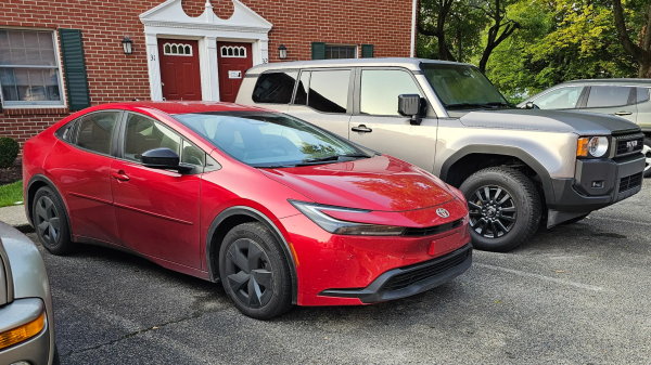 ��� Toyota Prius 2026 ���� �������� 100 000 ���� �� ������ �������. ��� ��� ��� ���������