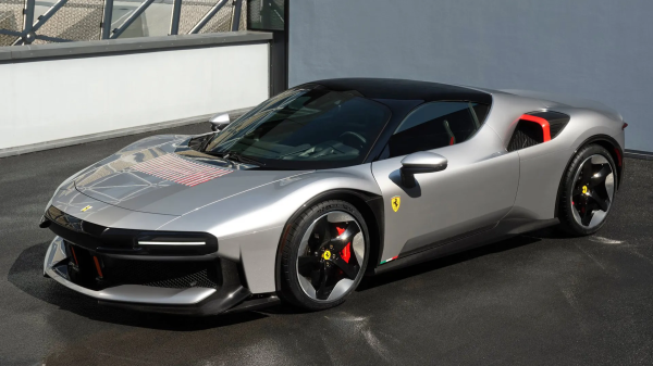 Ferrari CZ26 One-Off �������� Luce � SF90 Stradale: TDS