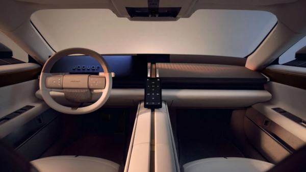 �������� Jaguar Type 01 ����������� ����� ������� 6 �������