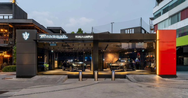 Maserati ��������� Atlantis Automobili ����������� ���������� � �������������� � �������� � ���������� ������������ � Alfa Romeo