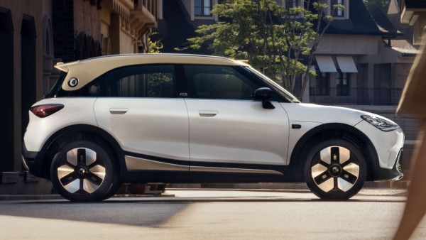 Smart #1 � ����� 2026 ���� � 333 �.�., CLTC 535 ��, ������� 800 � ����������� ����, ������������ Sennheiser, ������ 6 �������