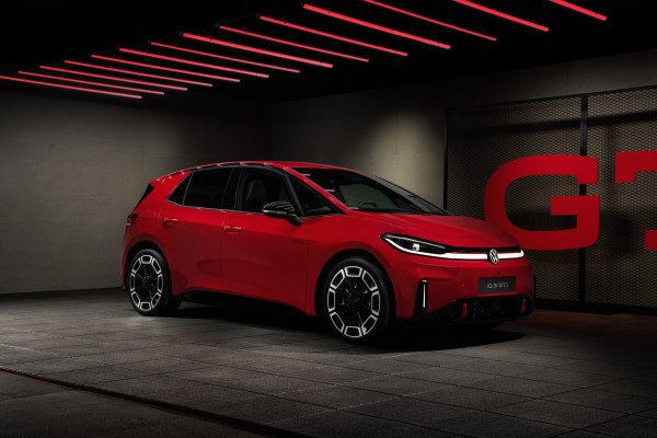 326 ��� � 600 �� ����: Volkswagen ���������� ����� ������ � ������� ID.3 GTI