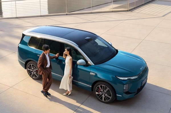 BYD �������� � ������� Sealion 08 � ����� �������� �����������