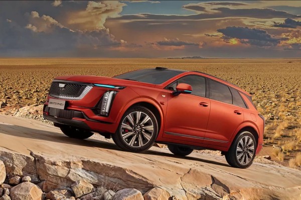Cadillac �������� � ������� ����� ������-��������� ��������� XT5