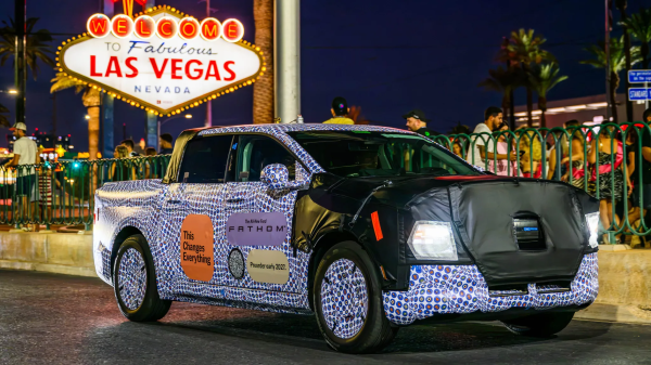 Ford ����� ������� 100 000 Fathom � ������ ���. F-150 Lightning ������������� ���� ���: TDS
