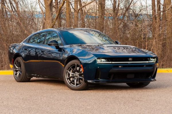 ����� Dodge Charger Scat Pack Sixpack 2026 ����: ��� ������������ �������� ��������