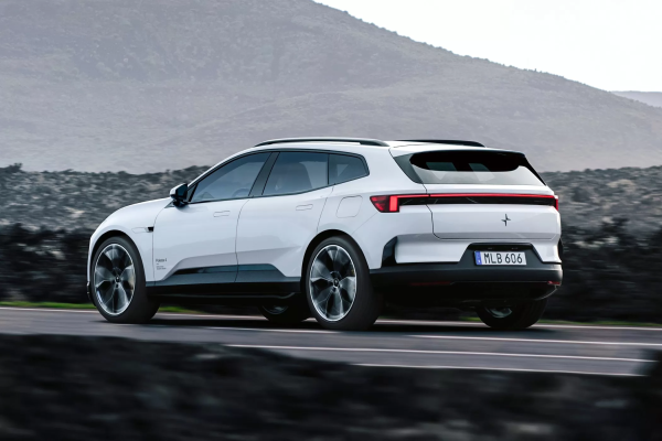�� 57 900 ����: ������������� Polestar 4 �������� ����������