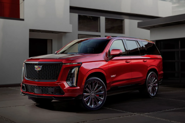 ������ �� ������ ��������� ����� 200 000 �������� �� Cadillac Escalade