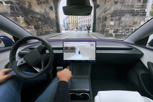 Tesla FSD ���������� ��������� � ��������: ������ ������ �����