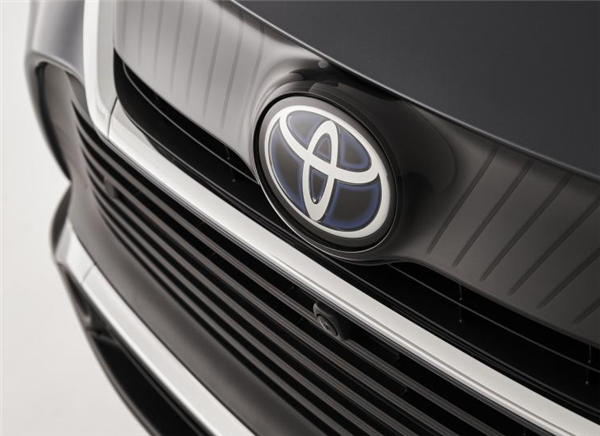 Toyota �������� ������ ������ EREV � ���������� ����������� ����