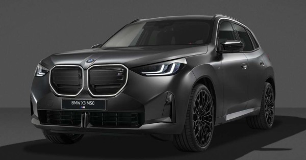 BMW X3 M50 xDrive 2027 ���� � ����� ������ 3,0-�������� ���������� ������ ���������������� ��������� � �������������, 443 �.�./580 ��, � ������� Black Package