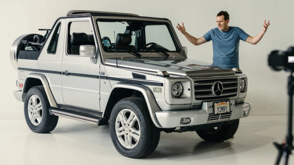 ����� 100 ������ �������� ����������� Bring a Trailer. One Has Its Attention