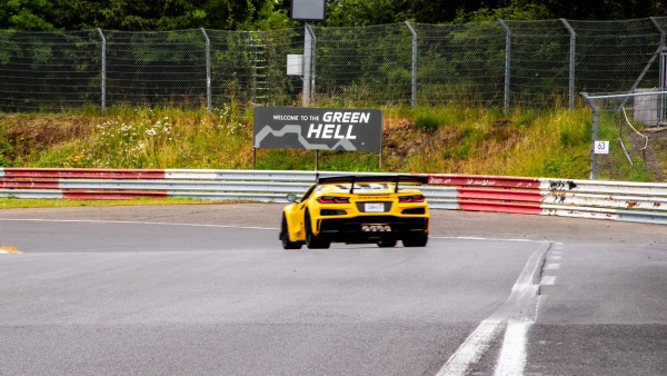 ���� ������ ������ ������������. Corvette �� ��������� ������