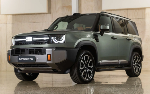 Geely Battleship 700 � ��������� �� ������ ��������� 2027 ���� � ����������� PHEV ��������� 1128 �.�., 0-100 ��/� 3,95 �, �������� WLTP EV 170 ��