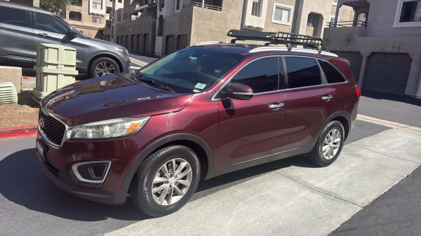 Kia Sorento 2017 ���� ��-�������� ���������� ����������� ��������� V6 � �������� 715 000 ����. ������ ���� ����������?