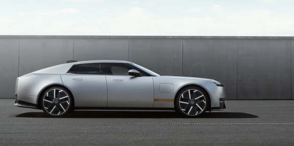 �� $172 000: �������� ������������� Jaguar Type 01 �������� ����������