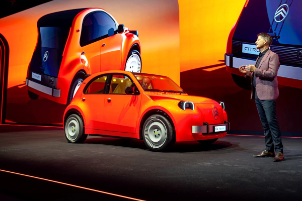��������� ��������� 2026: ������������� Citroen 2CV � ���������� �������� ����������