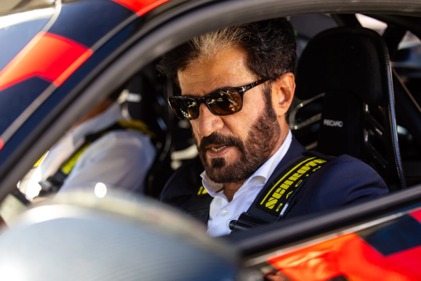 ��������� FIA ������� 160 ������������� ������������ � ���������� V8 � �������, ��� ����������� ���������� 