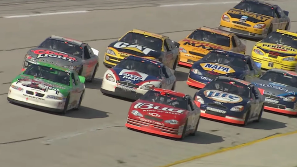 �������� ����� NASCAR Talladega 2001 ���� � �������������� ������� HD ������� ��� ����