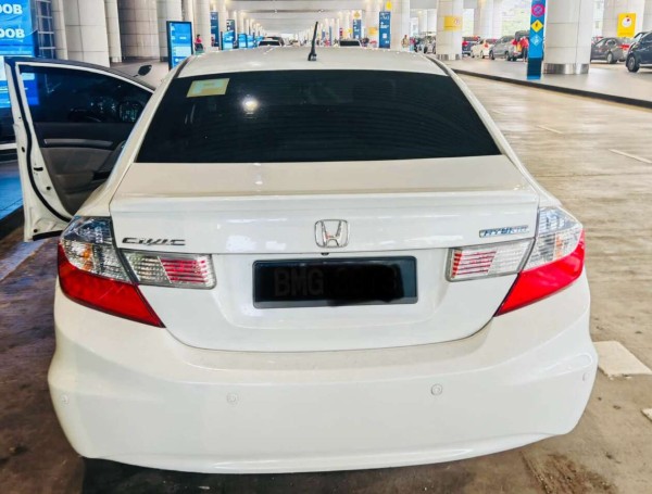 ��������� ����� KLIA ��������� �� ����������� ���������� ������� � �����, ������-����� �� ���� 100 ��������� �� ���������