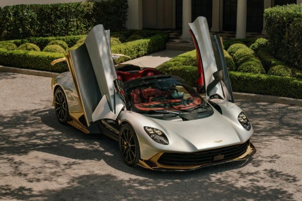 � ����� ���������������: Aston Martin ���������� ����� ������� ��������� � �������
