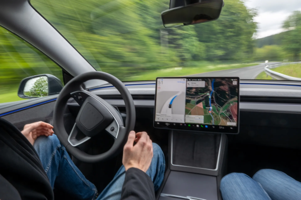 Tesla �������-�� ��������� ������������� ������ ����������� �������� � 