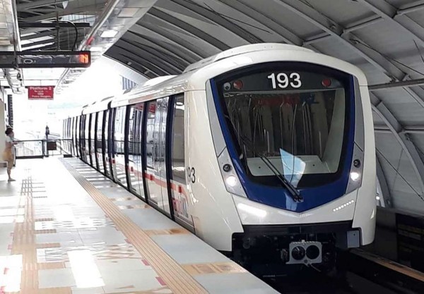 � ���� ���� ��������� ��������� �� ����� LRT Kelana Jaya Line, �������� ������� � ����������� ������ � ����������� ������ ����������, �������� ����� ������