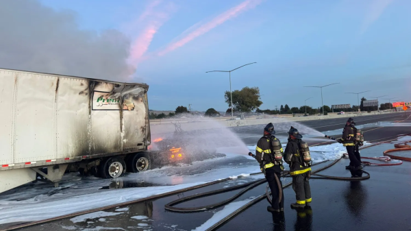 � ���������� ������ ��������������� Tesla Semi, ������ ��������� �� 10 �����