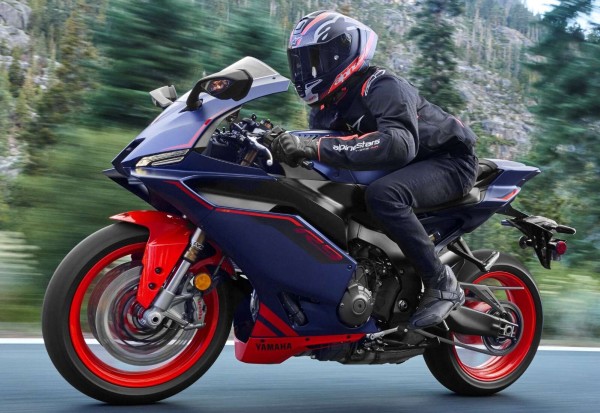 ������ Yamaha YZF-R9 2027 ���� � ������, ����� �����, 40 ����� ���������