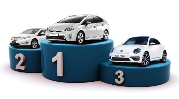 Toyota �����������  �� �������� VW � GM 3-� ������� ������