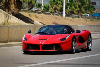 Ferrari LaFerrari Aperta ������� � �������
