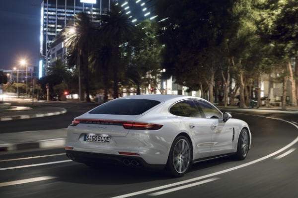 ����� ������ ������ Panamera