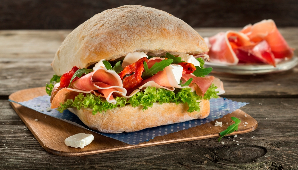 ������ �������� ������������ ��� � �����? ����� ���������� � �������� �Contrabanda�